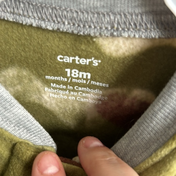 NWT Carters Fleece Camo Dinosaur Pajamas - Picture 6 of 7